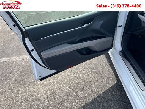 Certified 2023 Toyota Camry SE image 12