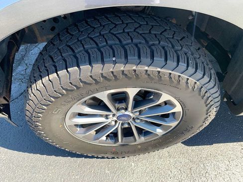 Used 2020 Ford F150 XLT w/ Equipment Group 302A Luxury AWD/4WD image 31