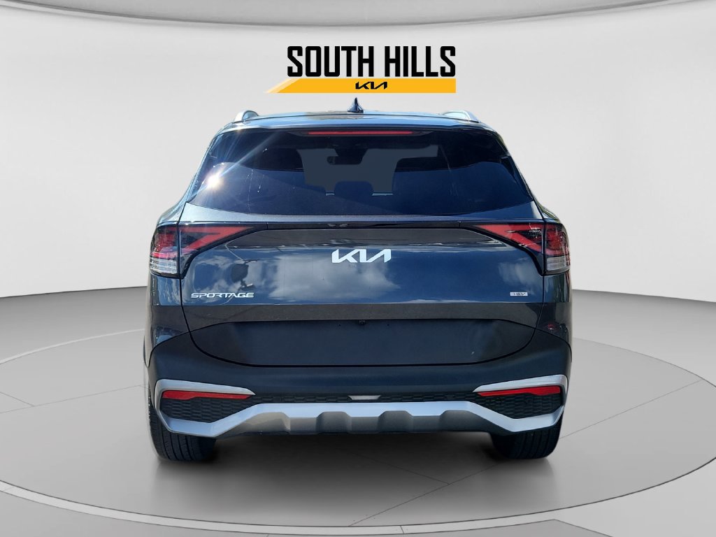 Certified 2023 Kia Sportage EX AWD/4WD image 4