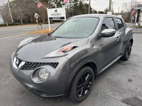 Used 2017 Nissan Juke S image 3