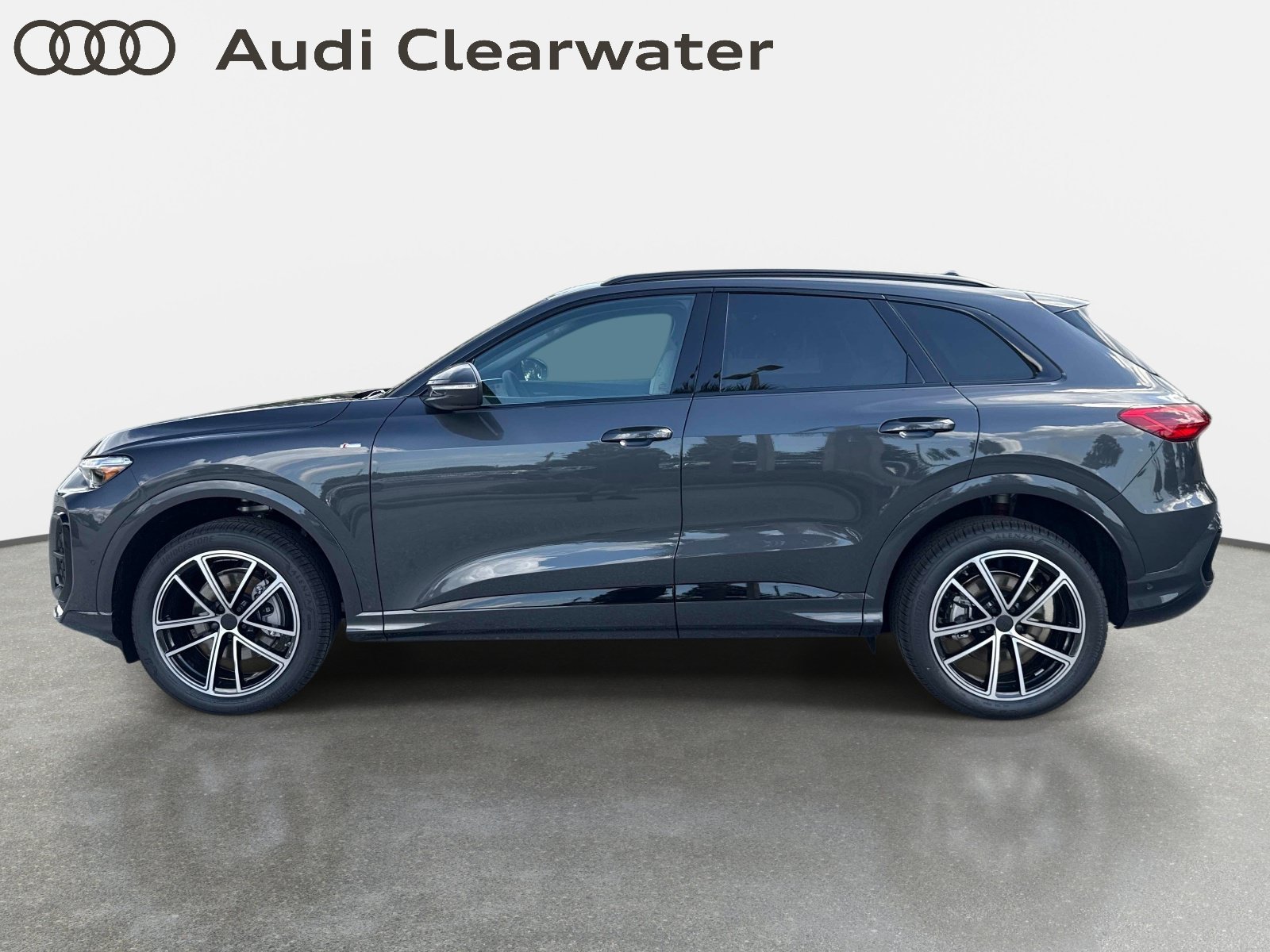 New 2026 Audi Q5 Premium Plus AWD/4WD image 2