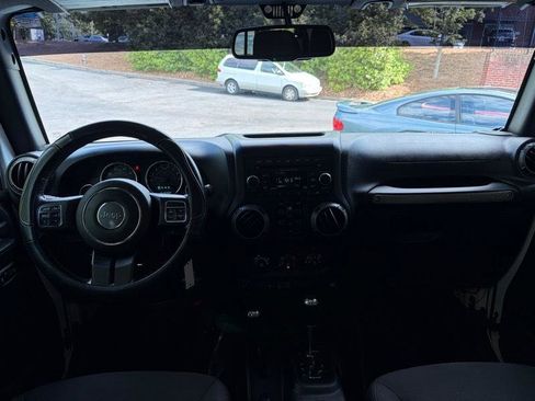 Used 2016 Jeep Wrangler Unlimited Sport w/ Quick Order Package 24S AWD/4WD image 23