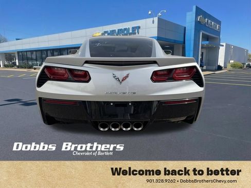 Used 2017 Chevrolet Corvette Stingray Coupe w/ Z51 1LT RWD image 7