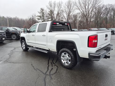 Used 2016 GMC Sierra 2500 SLT w/ Duramax Plus Package image 4