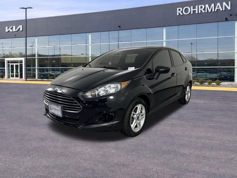 Used 2019 Ford Fiesta SE FWD image 1