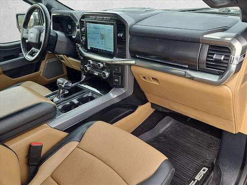 Used 2022 Ford F150 Lariat image 22