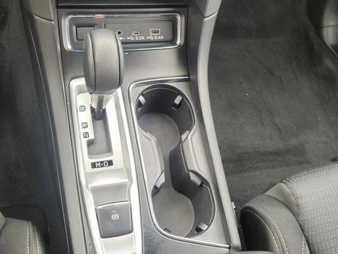 Used 2025 Subaru Ascent Premium image 14