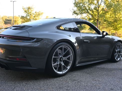 Certified 2022 Porsche 911 GT3 image 10