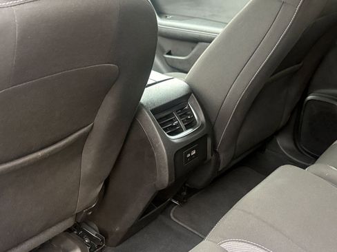 Used 2025 Chevrolet Blazer LT image 24