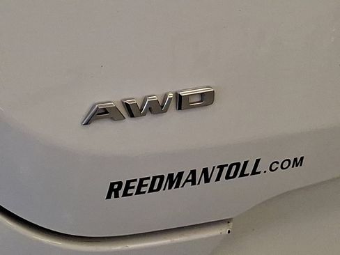 Used 2024 Cadillac CT4 Premium Luxury image 33