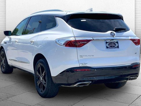 Used 2023 Buick Enclave Essence w/ Experience Buick Package AWD/4WD image 10