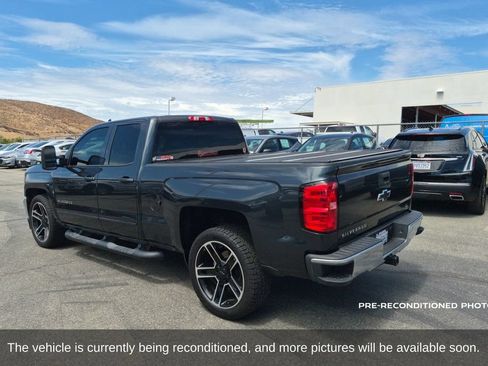 Used 2019 Chevrolet Silverado 1500 LT w/ LPO, Black Pack RWD image 8