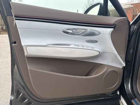 New 2026 Genesis GV70 2.5T Advanced image 12