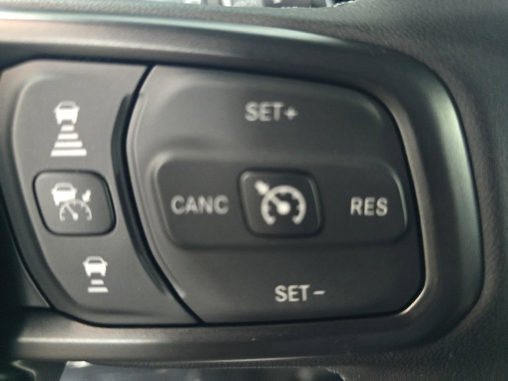 New 2026 Jeep Gladiator Sport AWD/4WD image 18