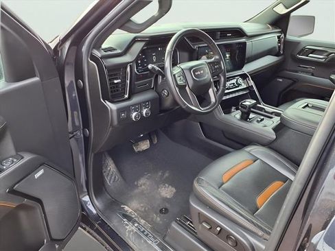Used 2022 GMC Sierra 1500 AT4 w/ AT4 Preferred Package image 10