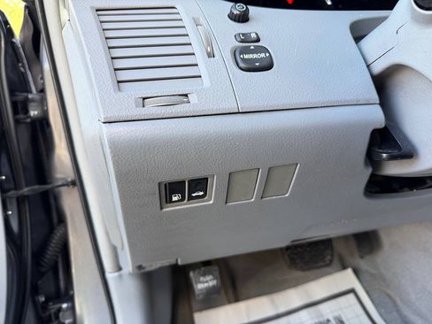 Used 2008 Toyota Avalon Touring FWD image 21