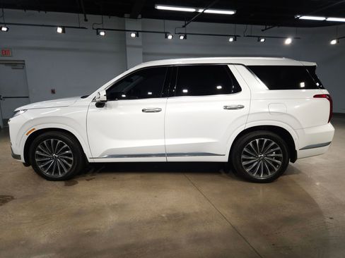 Used 2025 Hyundai Palisade Calligraphy AWD/4WD image 4