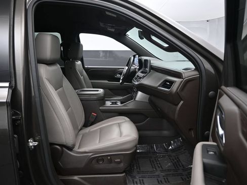 Used 2021 Chevrolet Tahoe LT AWD/4WD image 32