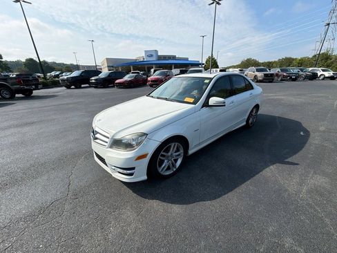 Used 2012 Mercedes-Benz C 250 Sedan image 15