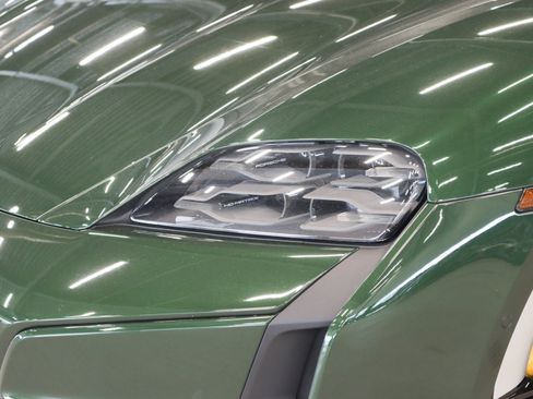 Used 2025 Porsche Taycan Turbo S image 28