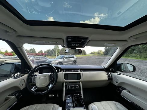 Used 2016 Land Rover Range Rover Supercharged image 10