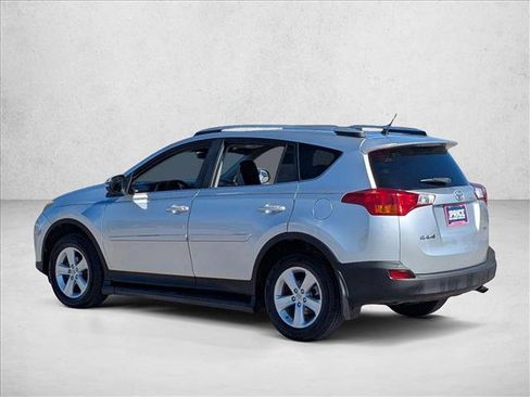 Used 2013 Toyota RAV4 XLE image 8