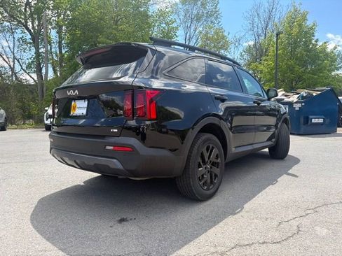 Certified 2023 Kia Sorento S AWD/4WD image 3