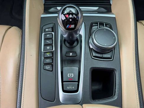 Used 2017 BMW X5 M AWD/4WD image 21