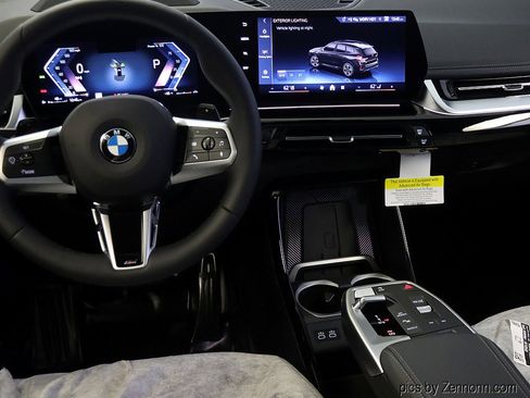 Used 2025 BMW X1 xDrive28i w/ Technology Package image 16