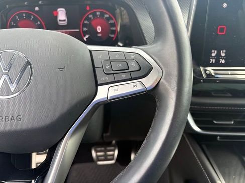 Used 2024 Volkswagen Atlas Cross Sport SEL Premium R-Line image 34