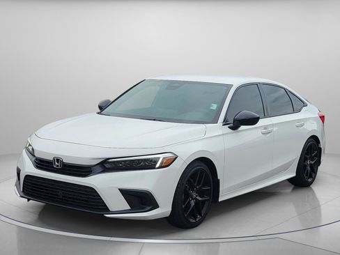 Used 2023 Honda Civic Sport image 2