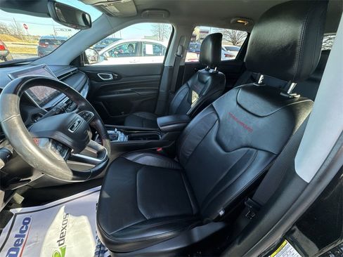 Used 2022 Jeep Compass Trailhawk w/ Trailhawk Elite Group image 11