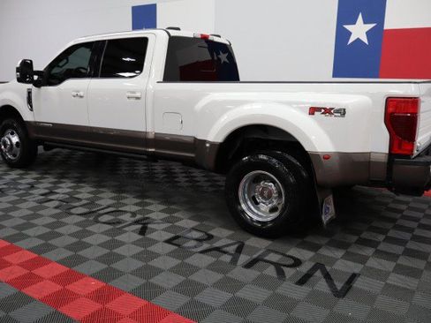 Used 2022 Ford F350 King Ranch w/ King Ranch Ultimate Package AWD/4WD image 5