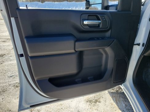 New 2026 GMC Sierra 3500 Pro w/ Convenience Package image 17