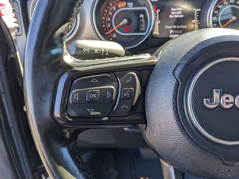 Used 2021 Jeep Wrangler Unlimited Sport image 29