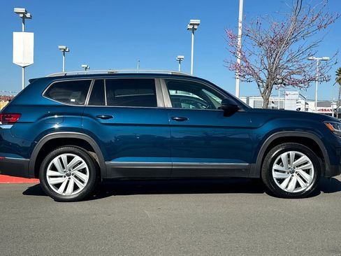 Used 2021 Volkswagen Atlas SEL image 3