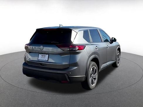 Used 2025 Nissan Rogue SV image 14