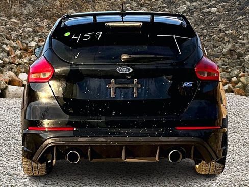 Used 2017 Ford Focus RS image 4