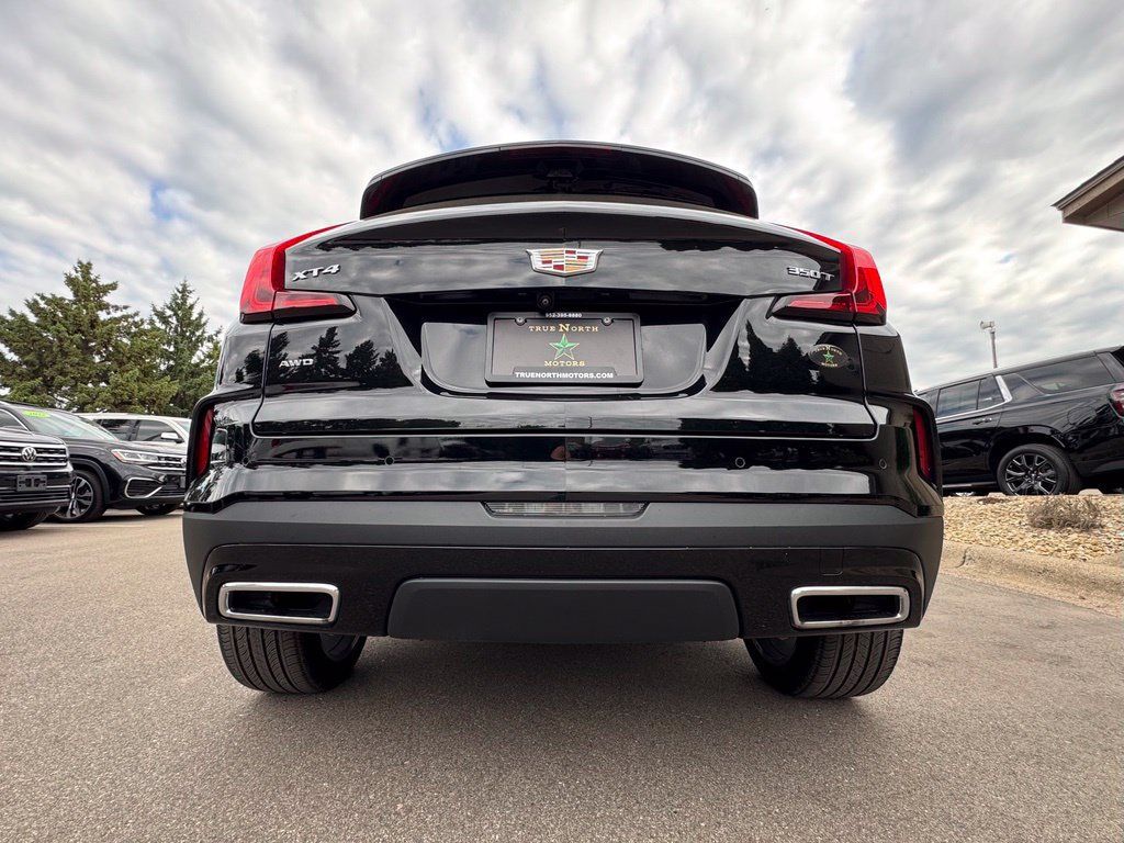 Used 2024 Cadillac XT4 Premium Luxury w/ Technology Package AWD/4WD image 10