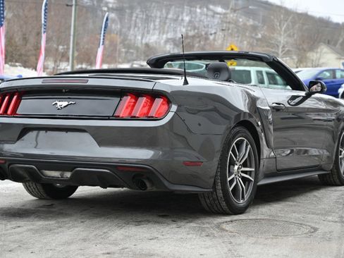 Used 2016 Ford Mustang Premium image 5