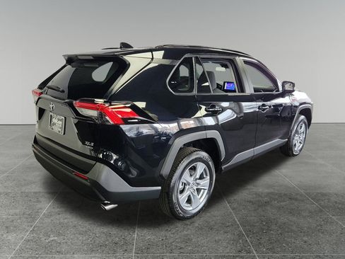 Certified 2025 Toyota RAV4 XLE AWD/4WD image 7