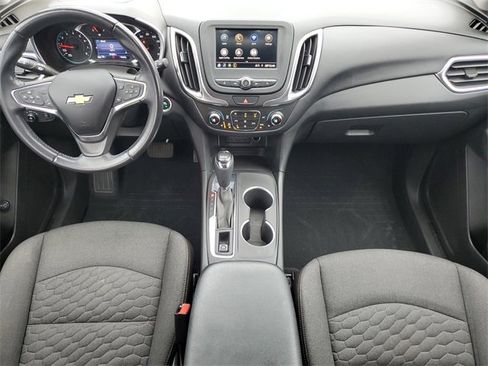 Used 2021 Chevrolet Equinox LT image 24