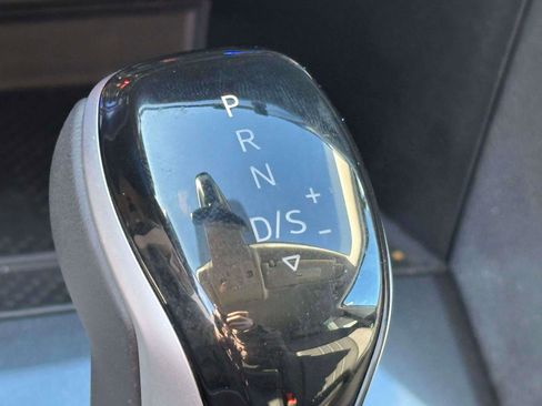 New 2024 Volkswagen Tiguan SE image 26