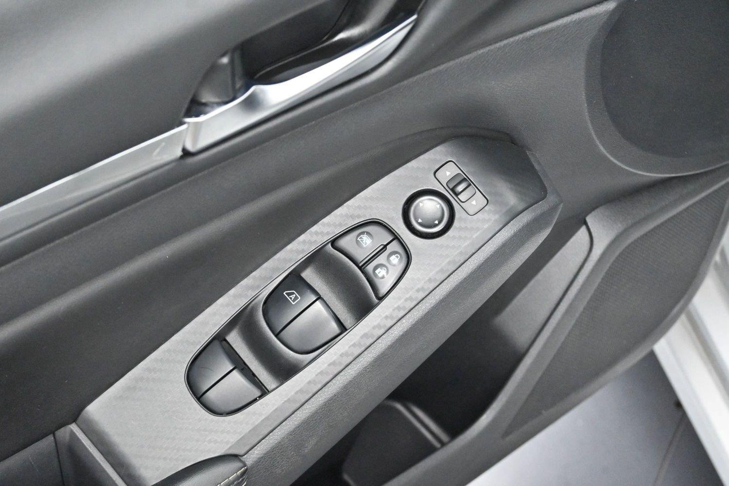 Used 2022 Nissan Altima 2.5 SV FWD image 10
