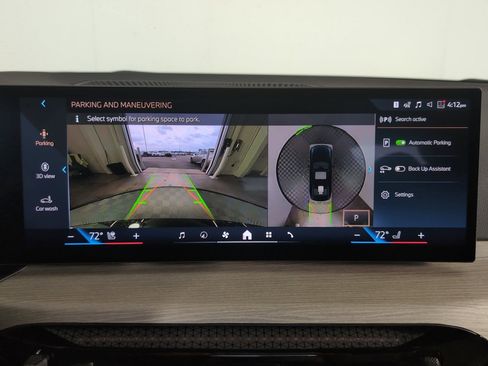 Used 2025 BMW 330i Sedan w/ Convenience Package image 23