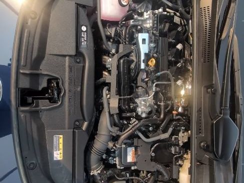 Used 2025 Toyota Prius Plug-In Hybrid FWD image 34