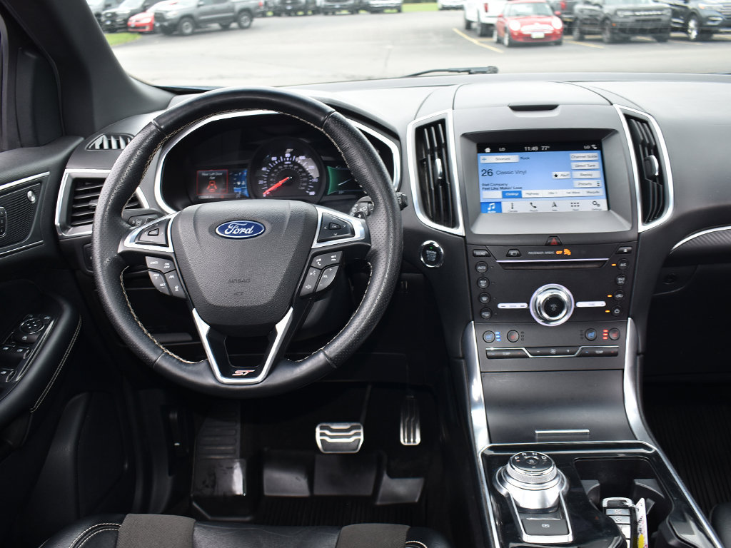 Used 2019 Ford Edge ST w/ Equipment Group 401A AWD/4WD image 18