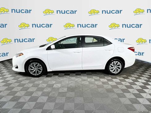 Used 2018 Toyota Corolla LE FWD image 4