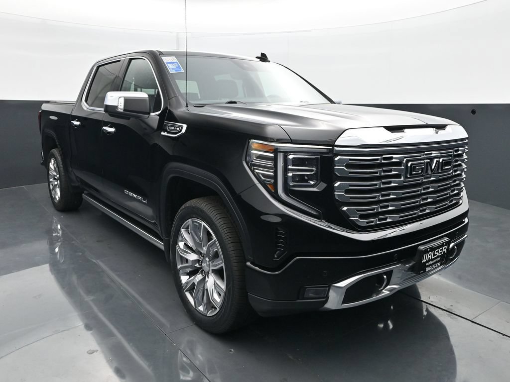 Used 2024 GMC Sierra 1500 Denali w/ Denali Reserve Package AWD/4WD image 11