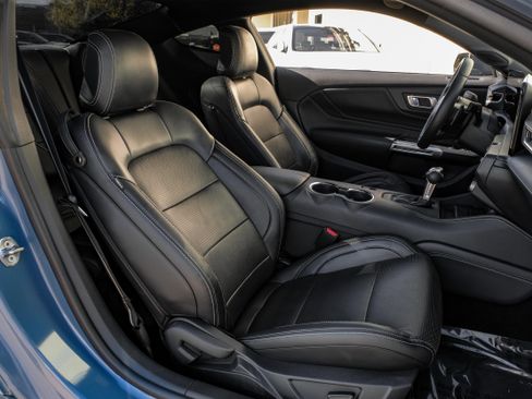 Used 2024 Ford Mustang GT Premium image 32